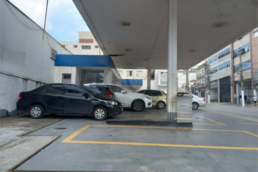 Espaço ideal para posto de gasolina, farmácia e loja no Bom Retiro