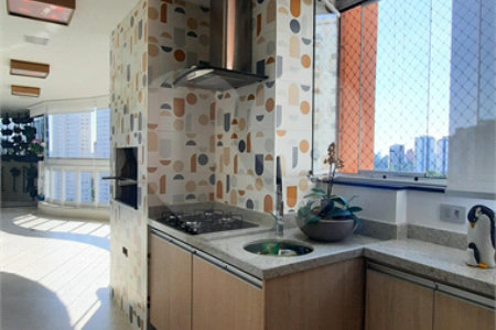 Apartamento à venda com 3 suítes em Jardim Marajoara, São Paulo, SP