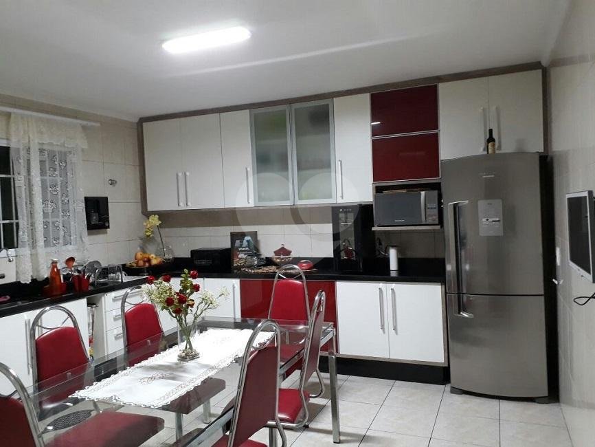 Sobrado à venda com 3 quartos, sendo 2 suítes, em Vila Guilherme, São Paulo, SP