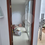Casa à venda com 5 quartos, sendo 2 suítes, no condomínio Swiss Park, São Bernardo do Campo - SP