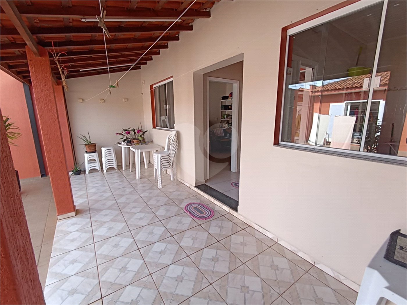 Casa à venda com 3 quartos, sendo 1 suíte, em Vila Rosa, Itapetininga, SP