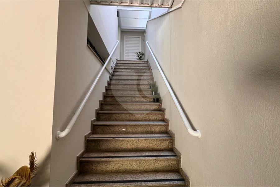 Sobrado à venda com 3 quartos, sendo 1 suíte, em Tremembé, São Paulo, SP