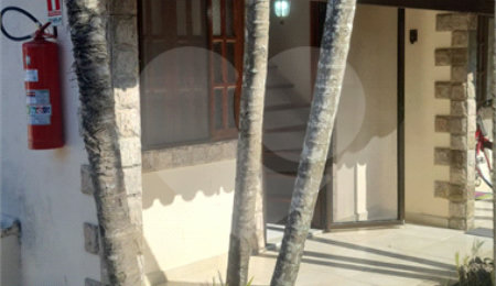 Casa em condomínio à venda com 2 quartos, sendo 1 suíte,  em Ogiva, Cabo Frio, RJ