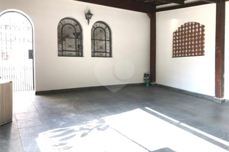 Sobrado à venda com 3 quartos, sendo 1 suíte, em Brooklin, São Paulo, SP