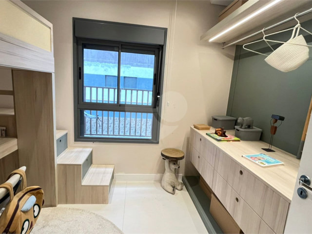 Apartamento à venda com 2 quartos, sendo 1 suíte,  em Saúde, São Paulo, SP