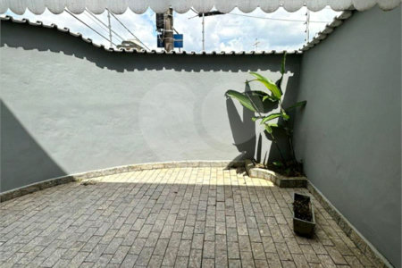Casa à venda com 4 quartos, sendo 1 suíte, em Vila Oliveira, Mogi das Cruzes, SP