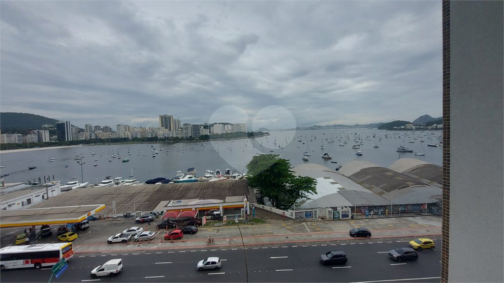 Apartamento à venda com 3 quartos, sendo 1 suíte, em Botafogo, Rio de Janeiro, RJ