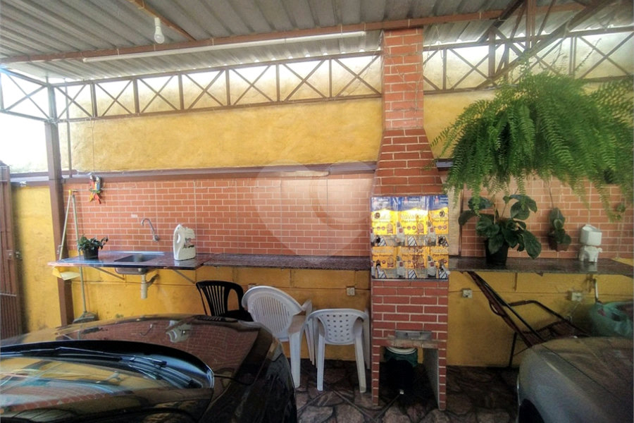 Casa à venda com 4 quartos em Chora Menino, São Paulo, SP
