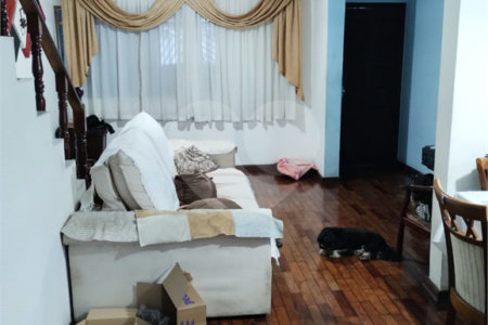 Sobrado à venda com 3 suítes em Vila Marari, São Paulo, SP