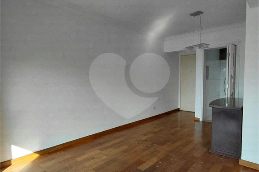 Apartamento à venda com 2 quartos em Vila Guarani, São Paulo, SP