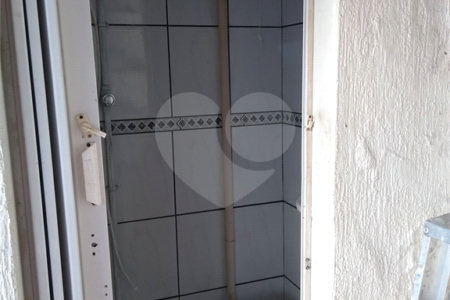 Sobrado à venda com 4 quartos, sendo 3 suítes,  em Vila Monumento, São Paulo, SP