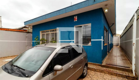 Casa à venda com 4 quartos, sendo 1 suíte,  em Vila Constança, São Paulo, SP