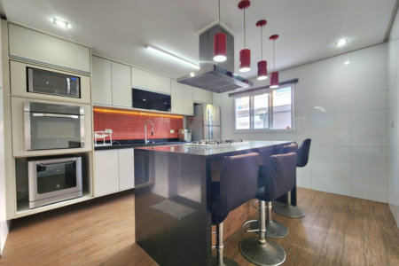 Casa com 4 dormitórios à venda, 237 m² por R$ 2.399.000,00 - José Menino - Santos/SP