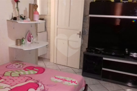 Casa à venda com 2 quartos em Cidade Brasil, Guarulhos, SP