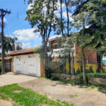 Casa à venda ou para alugar com 4 quartos, sendo 2 suítes, em Mantiqueira, Mairiporã, SP