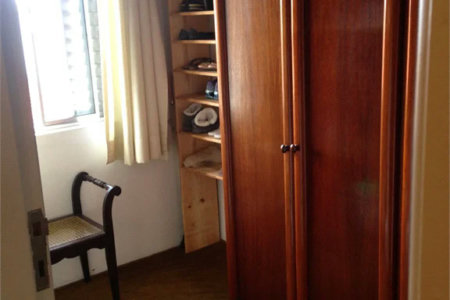 Sobrado à venda com 4 quartos, sendo 1 suíte, em Jardim Celeste, São Paulo, SP