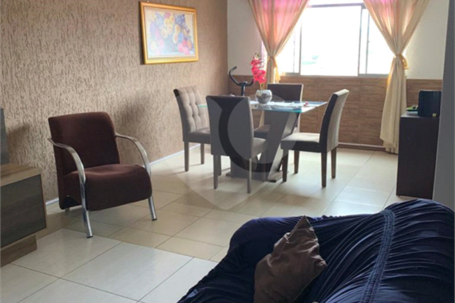 Prédio à venda com 6 quartos em Vila Maria, São Paulo, SP