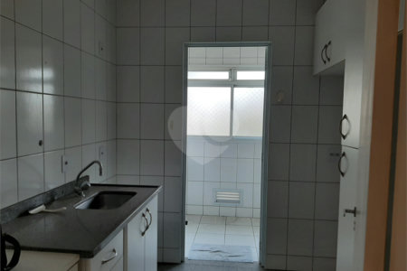 Apartamento à venda ou para alugar com 3 quartos, sendo 1 suíte,  em Vila Suzana, São Paulo, SP