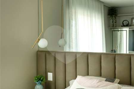 Apartamento à venda com 3 quartos, sendo 1 suíte,  em Vila Anastácio, São Paulo, SP