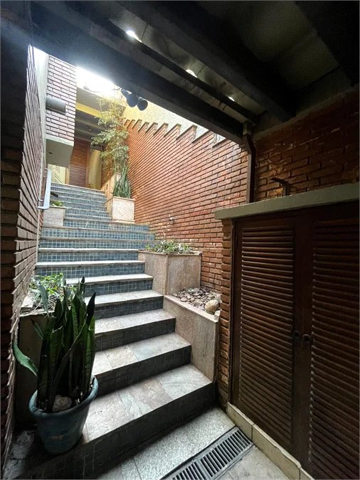 Sobrado à venda com 3 quartos, sendo 1 suíte, em Rolinópolis, São Paulo, SP
