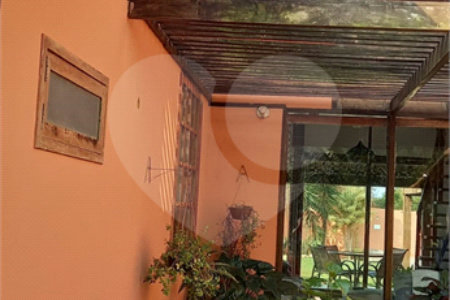 Casa à venda com 5 quartos, sendo 4 suítes, em Praia Rasa, Armação dos Búzios, RJ
