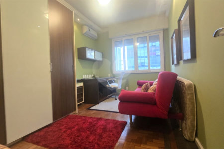 Apartamento à venda com 3 quartos, sendo 1 suíte, em Copacabana, Rio de Janeiro, RJ