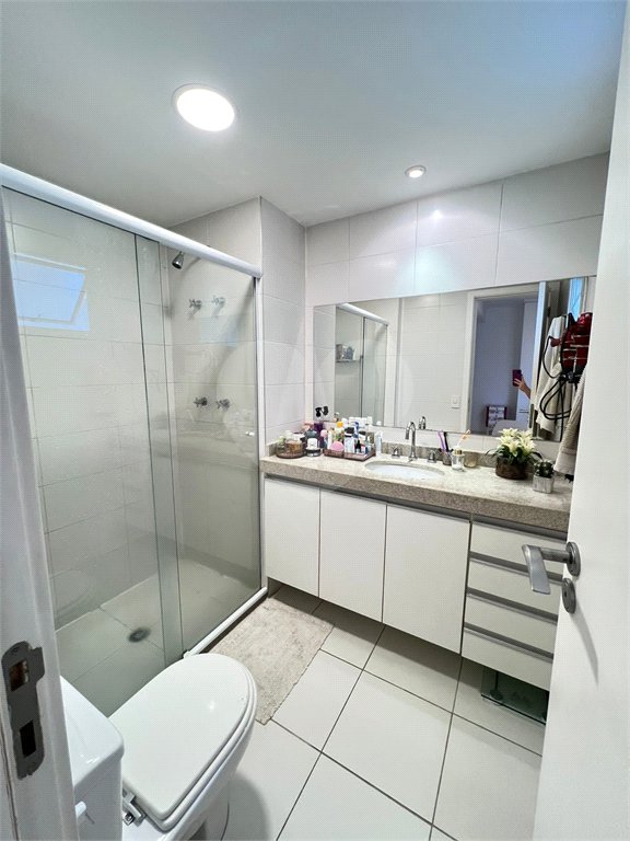 Apartamento à venda com 2 quartos, sendo 1 suíte, em Campo Belo, São Paulo, SP