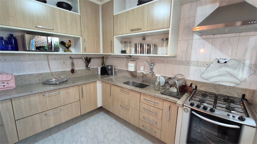 Casa à venda com 3 quartos, sendo 1 suíte, no condomínio Indefinido_ernani Pinto_439, São Paulo - SP