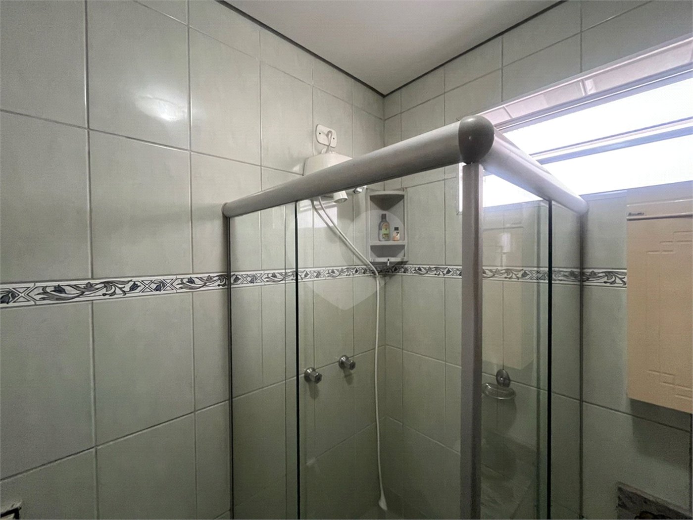 Casa à venda com 4 quartos, sendo 1 suíte,  em Jardim Franca, São Paulo, SP