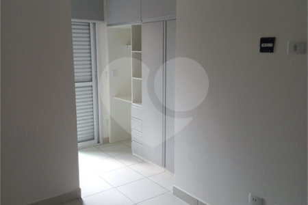Casa à venda com 2 suítes no condomínio martinha, São Paulo - SP