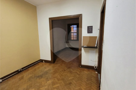 Sobrado à venda ou para alugar com 3 quartos em Vila Mariana, São Paulo, SP