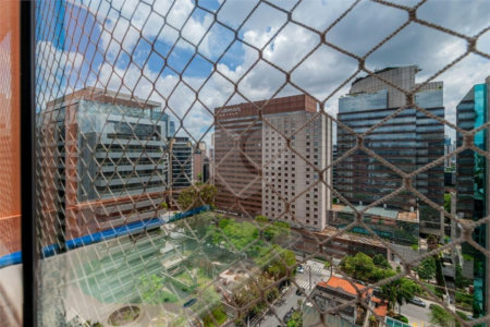Cobertura à venda com 2 suítes em Vila Olímpia, São Paulo, SP