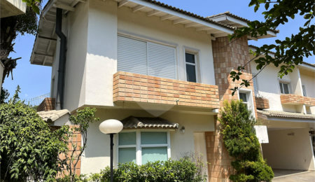 Casa para alugar com 4 quartos, sendo 2 suítes,  no condomínio Porto Fino, São Paulo - SP