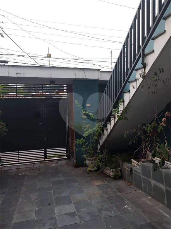 Sobrado à venda com 4 quartos, sendo 1 suíte, em Horto, São Paulo, SP