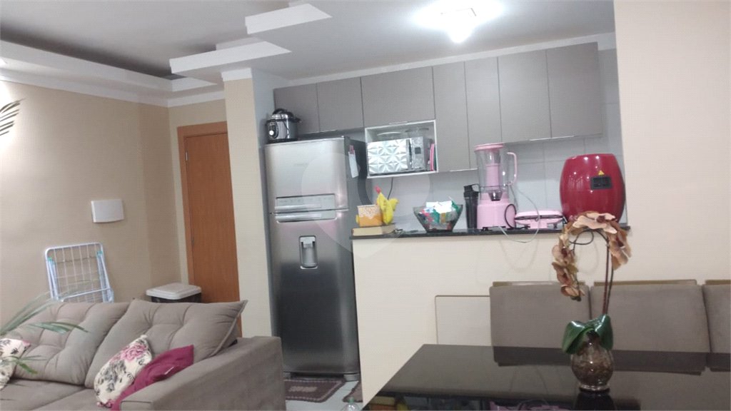 Lindo apartamento no Bosque dos Ipês .