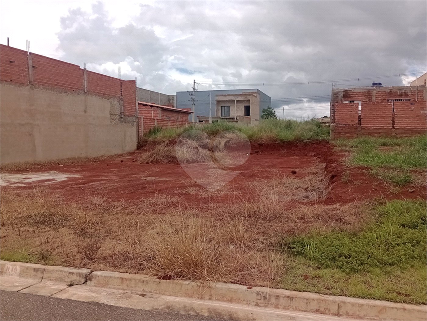 Terreno à venda em Jardim das Palmas, Itapetininga, SP