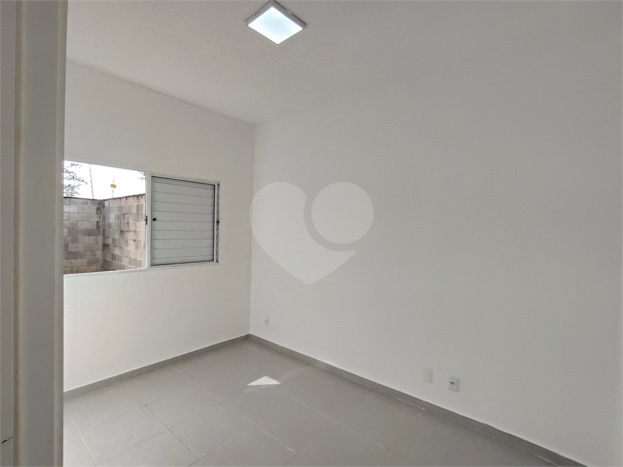 Casa à venda ou para alugar com 2 quartos no condomínio Villagio Allegro, Itapetininga - SP