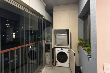 Apartamento à venda com 2 quartos, sendo 1 suíte,  em Santo Amaro, São Paulo, SP