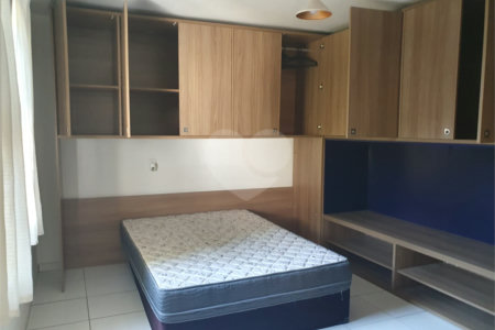 Casa Térrea à venda com 4 quartos em Cidade Monções, São Paulo, SP