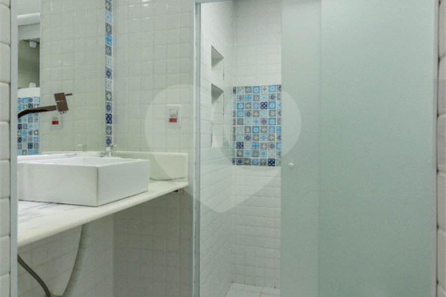 Apartamento à venda com 3 quartos, sendo 1 suíte,  em Paraíso, São Paulo, SP