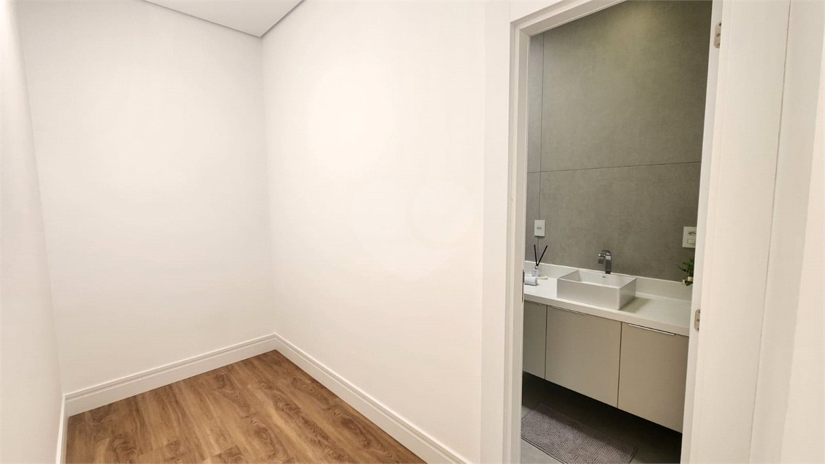 Casa à venda com 4 suítes no condomínio Alphaville Nova Esplanada 3, Votorantim - SP