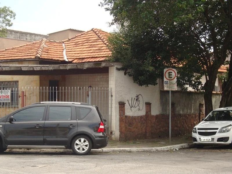 Casa Térrea à venda com 3 quartos em Vila Cordeiro, São Paulo, SP