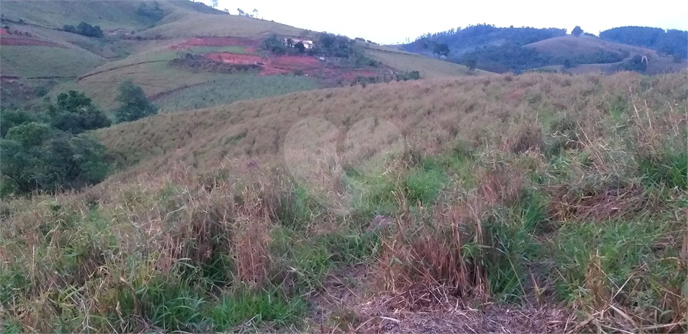 Sítio à venda no Centro, Monte Sião, MG