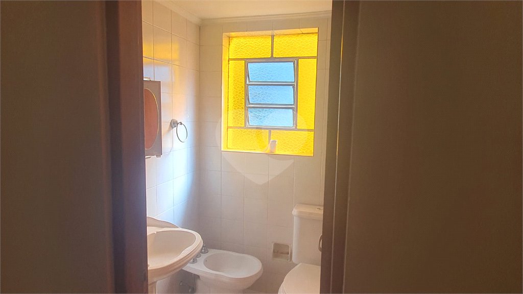 Sobrado à venda com 3 quartos em Vila Nilo, São Paulo, SP