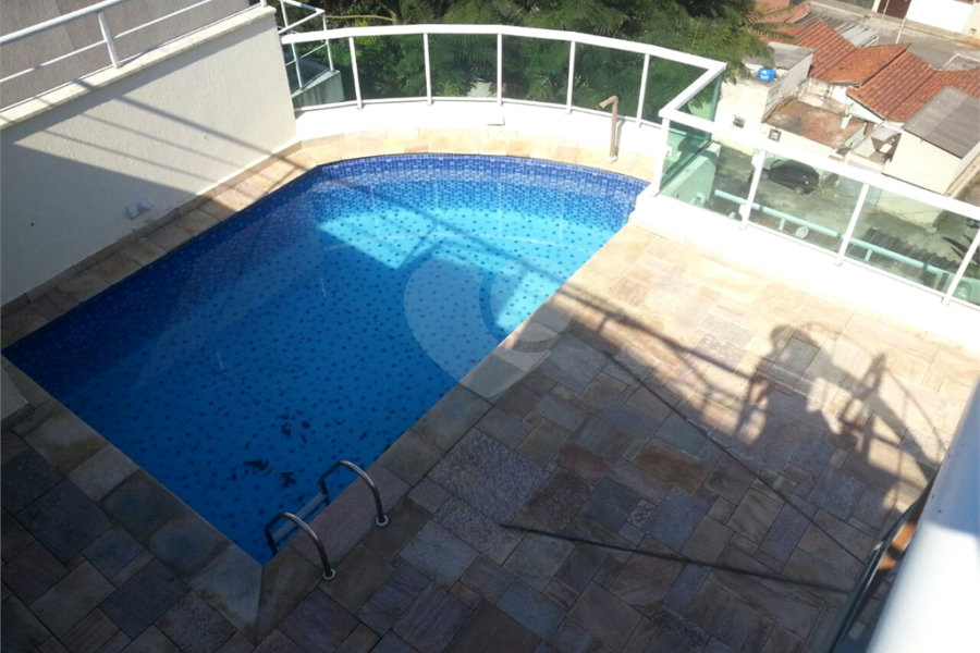 Sobrado à venda com 5 quartos, sendo 3 suítes, em Vila Albertina, São Paulo, SP