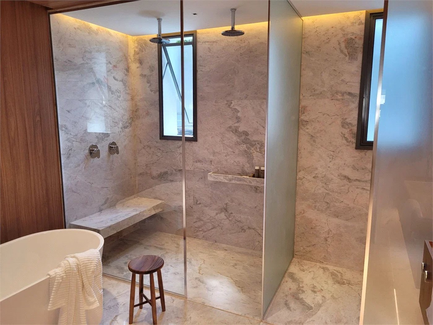 Apartamento à venda com 4 suítes em Vila Madalena, São Paulo, SP