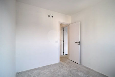 Apartamento à venda com 3 quartos, sendo 1 suíte, em Jardim Marajoara, São Paulo, SP