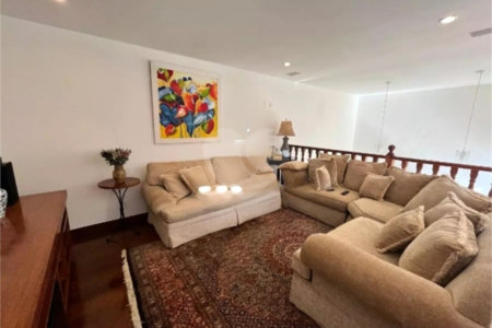 Casa à venda com 4 suítes no condomínio Quinta do Lago, Petrópolis - RJ