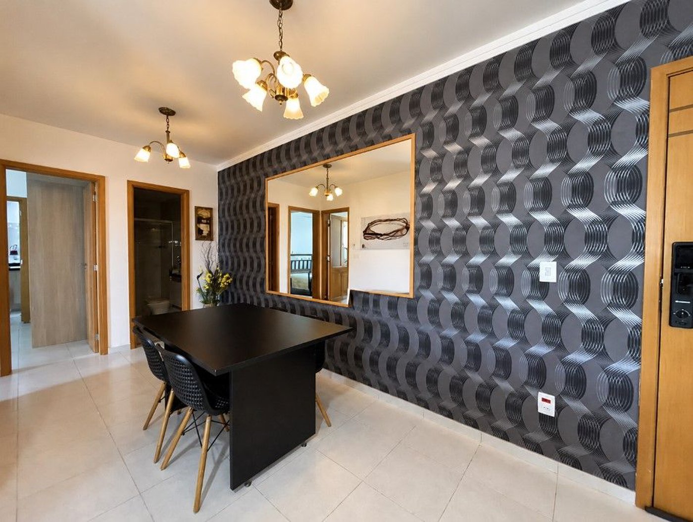 Apartamento com 2 dormitórios à venda, 89 m² por R$ 770.000,00 - Vila Guilhermina - Praia Grande/SP