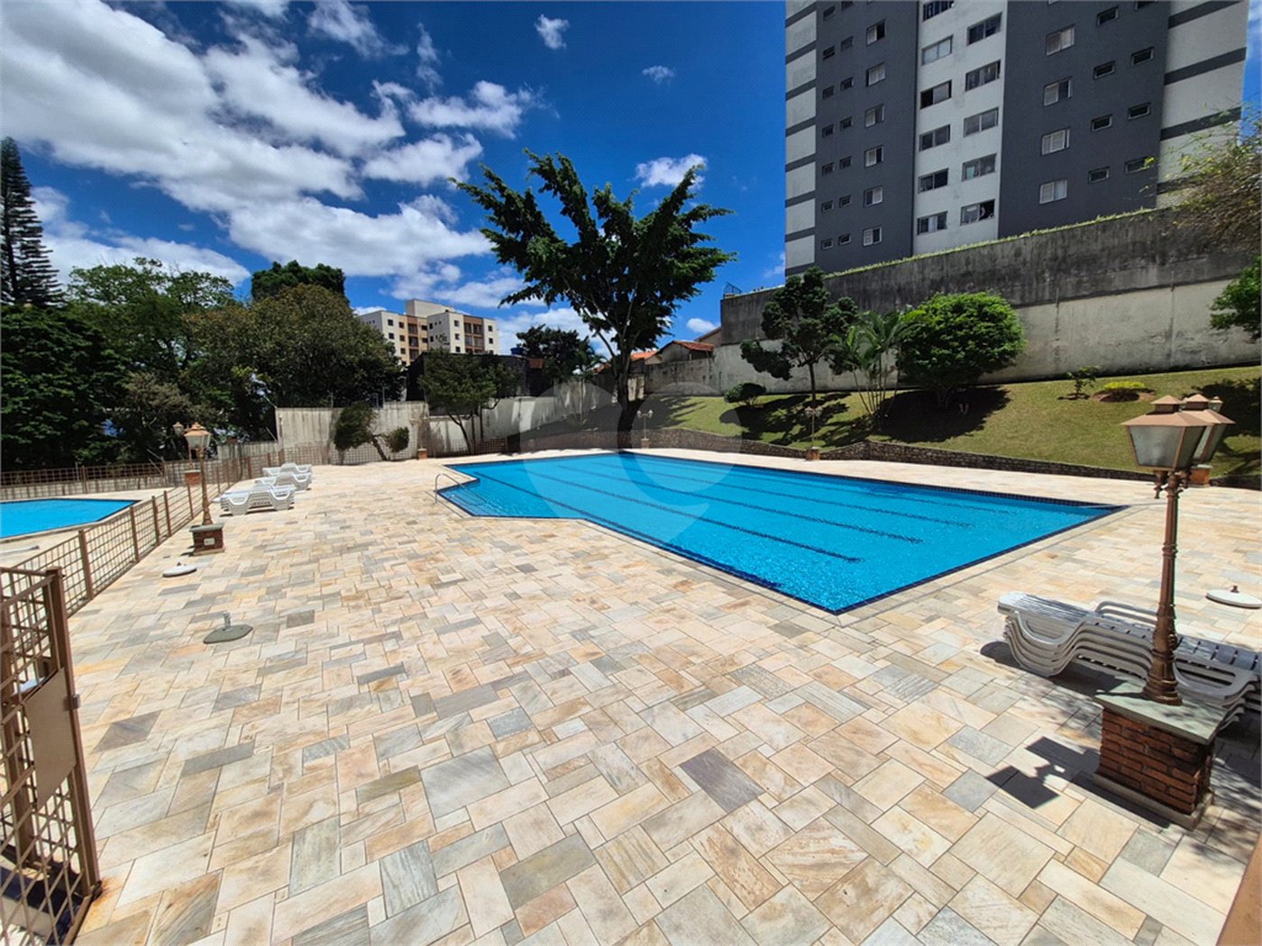 Apartamento à venda com 3 quartos, sendo 1 suíte, em Vila Polopoli, São Paulo, SP